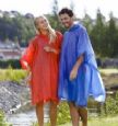 Regnponcho i 4 farver med htte